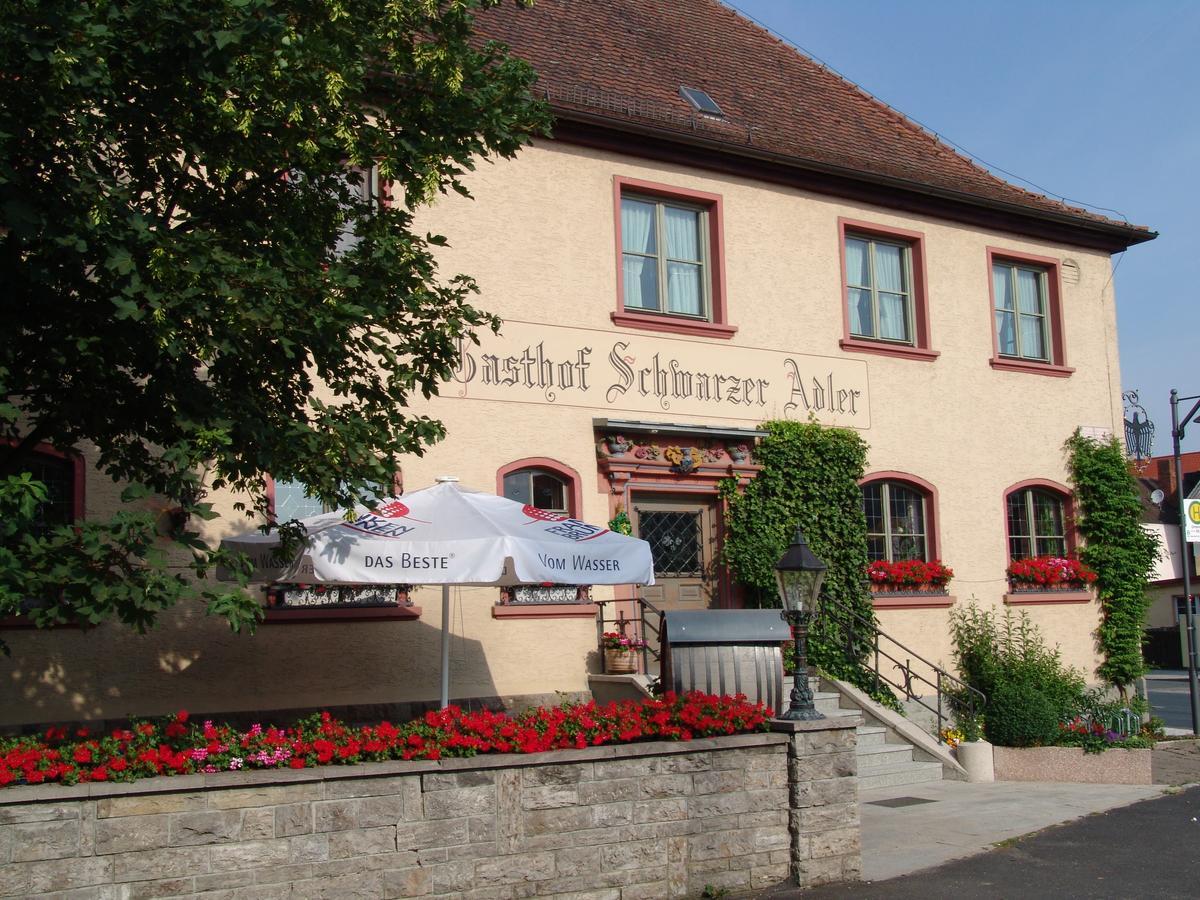 Schwarzer Adler - Hotel Garni Ipsheim Eksteriør billede